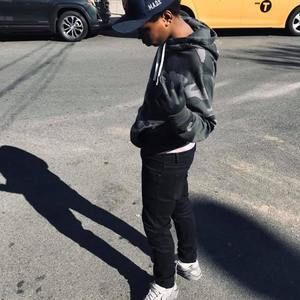 Meet your Posher, Amiri